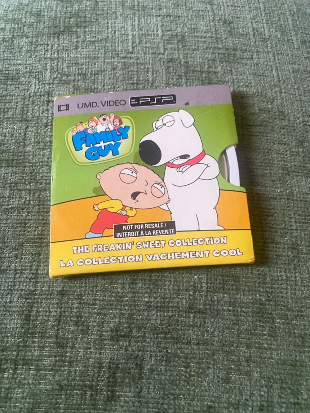 Family Guy UMD Video PSP - The Freakin' Sweet Collection (Green/Yellow)
